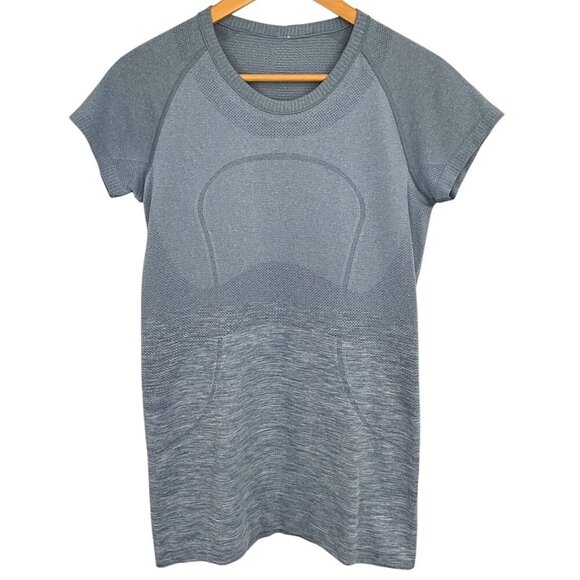 lululemon athletica Tops - Lululemon Swiftly Tech Short Sleeve Crew Heathered Blue Denim Size 8